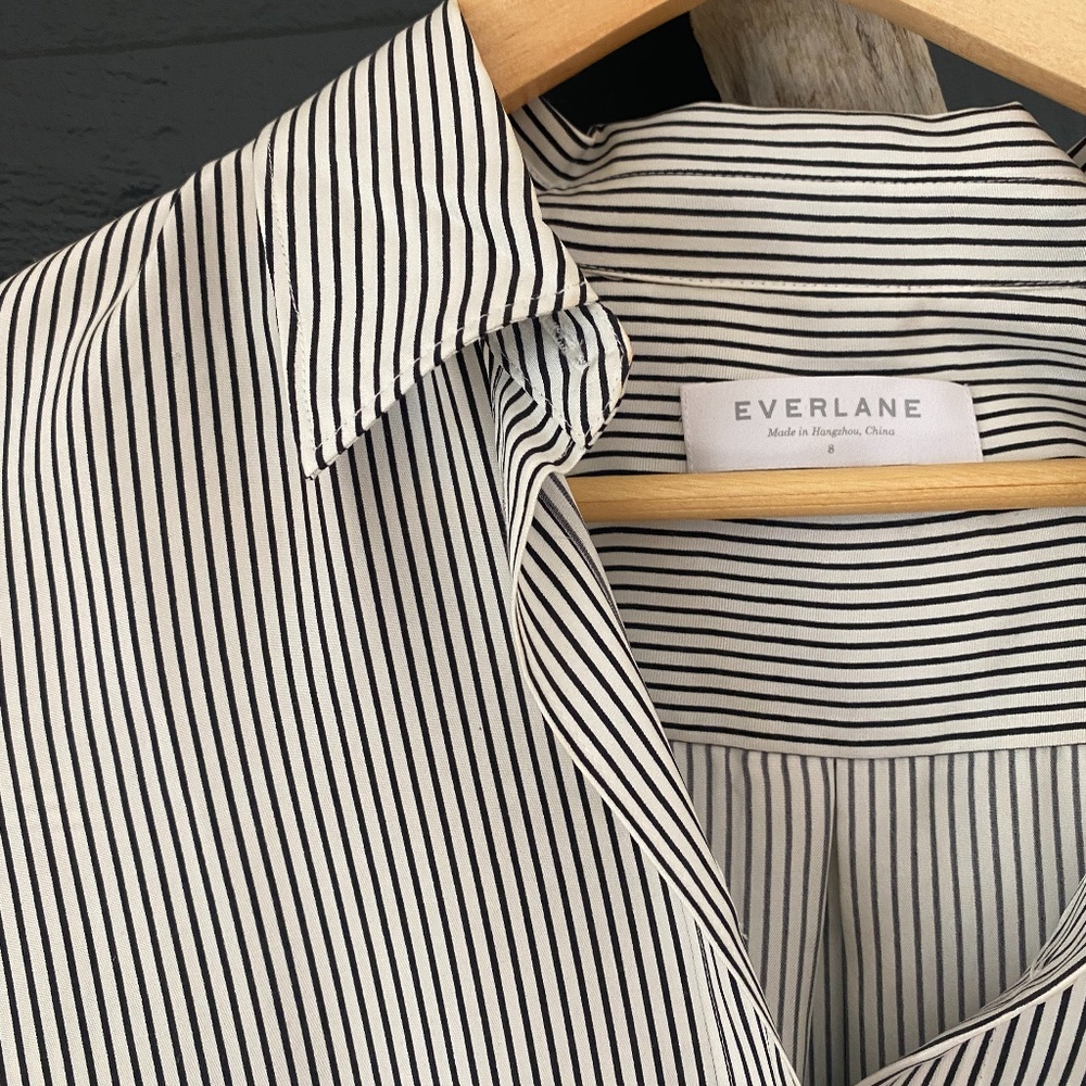 Everlane || The Clean Silk Relaxed Shirt